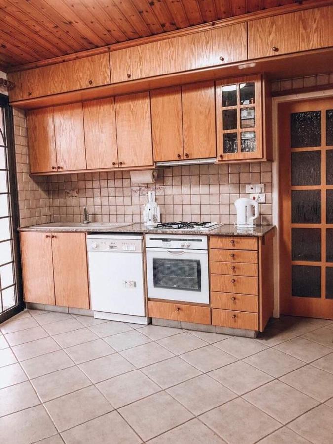 Agridia View House Apartment Limassol Bagian luar foto